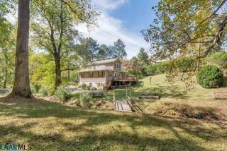 6588 Plank Rd, Charlottesville, VA