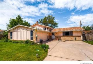 609 Troy St, Denver CO  80012-3509 exterior