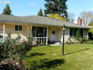 2960 Game Farm Rd, Springfield, OR 97477-7517