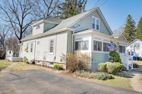35 Long Hill St, Hartford, CT 06108-1436