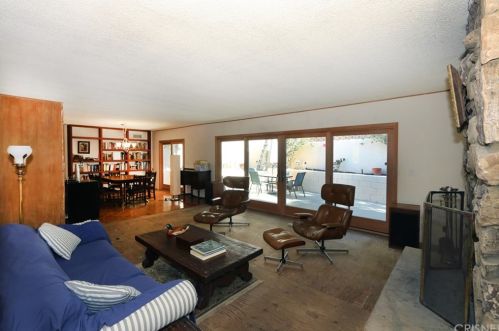 341 Cumberland Rd, Glendale CA  91202-1256 exterior
