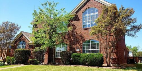 2209 Crater Lake Ct, Carrollton TX  75006-1531 exterior