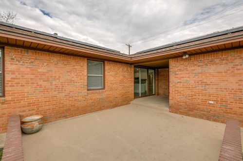 9930 Cloister Dr, Dallas TX  75228-3617 exterior