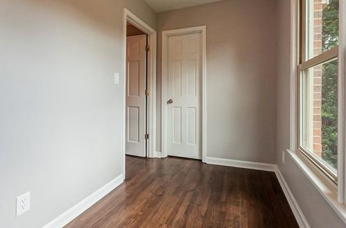 810 Mabry Rd, Atlanta GA  30328-2662 exterior