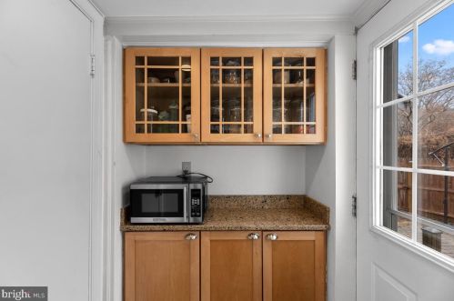 8601 Mayfair Pl, Silver Spring MD 20910-4302 exterior