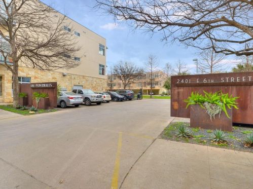 2401 6th St, Austin TX  exterior