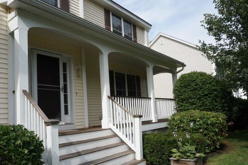 38 Cherrywood Dr, Nashua, NH 03062-3080