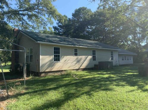 297 Poplar Cir, Lagrange, GA 30241-2577