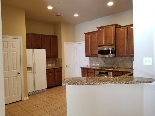 1959 Loma Linda Dr, Irving TX  75063-3924 exterior