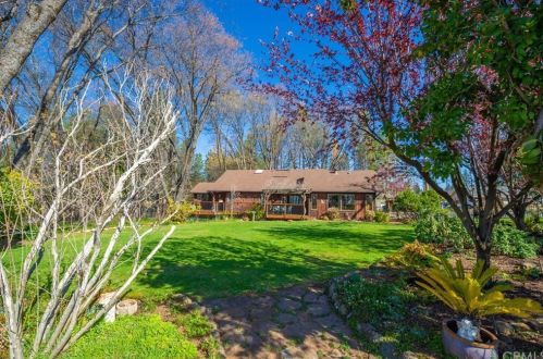 1374 Mccullough Dr, Paradise, CA 95969-4224