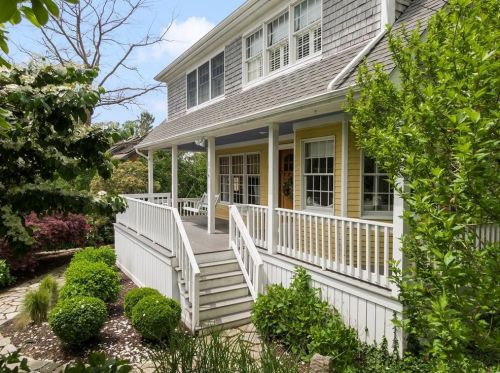 116 Lawton Ave, Tiverton, RI 02878-4600