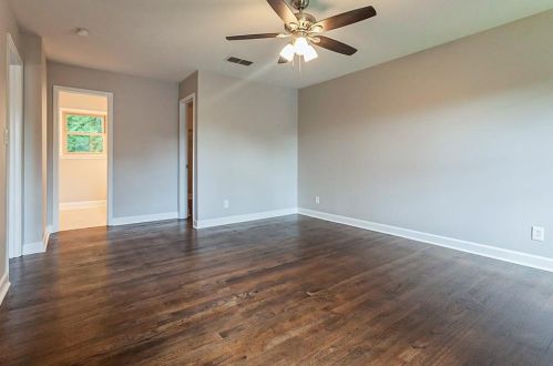 810 Mabry Rd, Atlanta GA  30328-2662 exterior