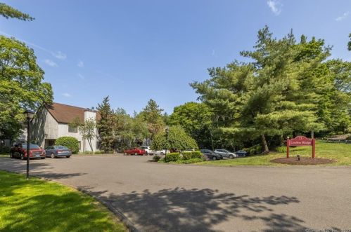 21 Linden St, Norwalk CT  06851-1548 exterior