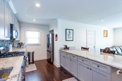 1723 Hardin Ave, Atlanta GA  30337-2059 exterior