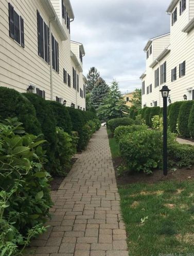 38 Stuart Ave, Norwalk CT  06850-3574 exterior