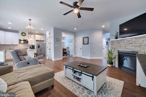 31 Chrisba Rd, Severna Park MD  21146-3060 exterior