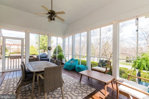168 Meadow Ridge Dr, Shepherdstown WV  25443-4037 exterior