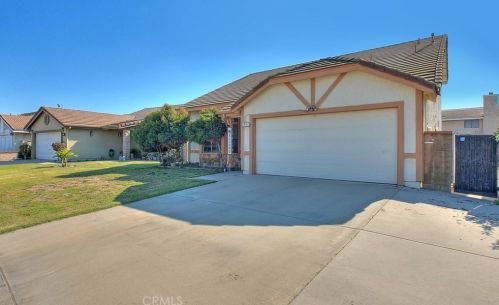 6711 Burke Ct, Chino, CA 91710-6212