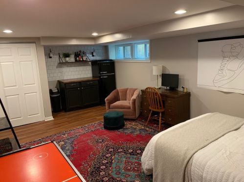 332 Wolf Rd, Des Plaines, IL 60016-2115