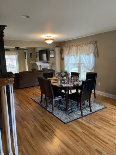 7 Grove St, Deep River, CT 06417-1710