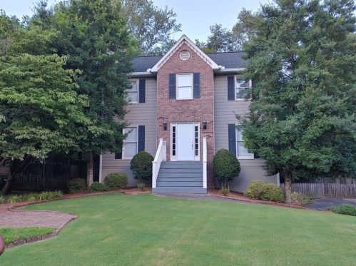 3352 Alexis Ct, Marietta, GA 30066-3855