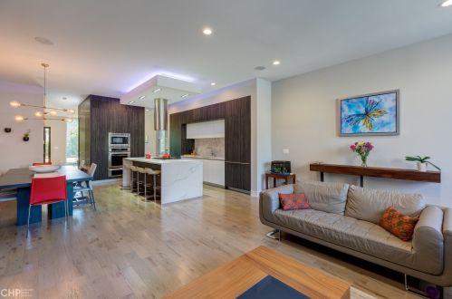 1736 Humboldt Blvd, Chicago IL  60647-5001 exterior