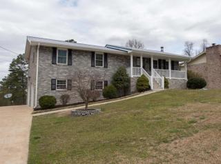 121 Battleview Dr, Ringgold, GA 30736-5735