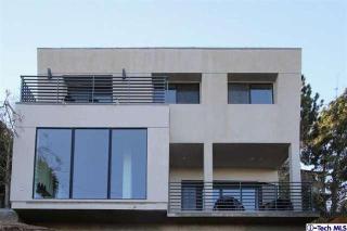2451 Claremont Ave, Los Angeles, CA 90027-4601