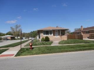 14354 Keystone Ave, Crestwood, IL 60445-2704