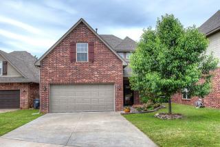 11204 Cedar, Jenks OK  74037-3373 exterior
