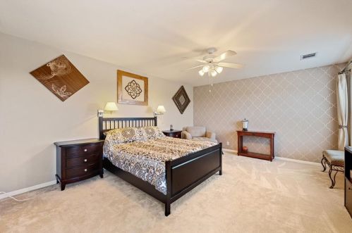 3921 Cyn Gln Cir, Austin TX  78732-2187 exterior