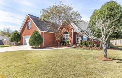 211 Canvass Back Trl, Kathleen, GA 31047-2076