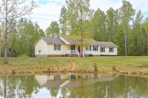 24392 Cabin Point Rd, Disputanta, VA 23842-4152