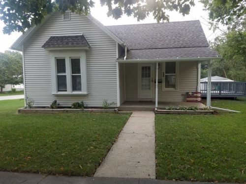 630 Mcarthur St, Macomb IL  61455-2934 exterior