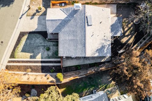 7087 Canevalley Cir, Citrus Heights CA  95621-0252 exterior