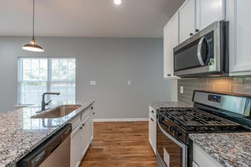 660 Bryan St, Atlanta GA  30312-3311 exterior