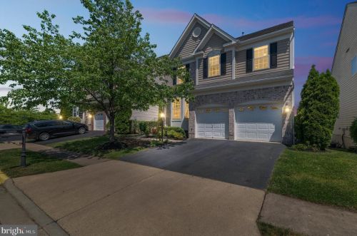 6705 Ainsworth St, Gainesville, VA 20155-6204