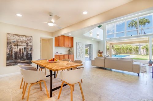 919 Kealaolu Pl, Honolulu HI  96816-5420 exterior