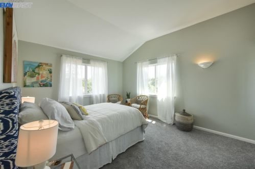 285 Stoakes Ave, San Leandro CA 94577-1735 exterior