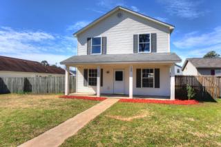 125 Village Dr, Benton, AR 72015-4403