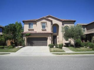 11286 Via Trevisio Way, Fresno, CA 93730-8804