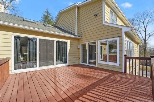 89 Perry Ave, Norwalk CT  06850-1216 exterior