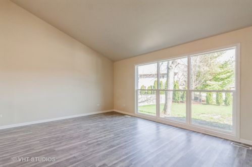 2 Bunting Cir, Lemont IL  60440-1224 exterior