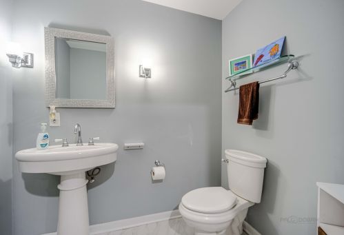 1603 Elm St, Spring Grove IL  60081-8002 exterior