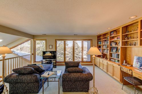 902 Highview Cir, Saint Paul MN  55118-3687 exterior