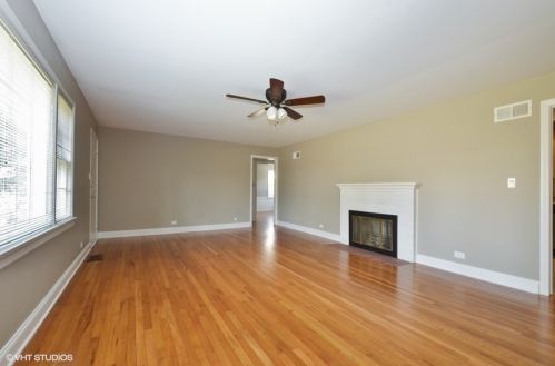 23379 Forest Ct, Bannockburn IL  60015-1285 exterior