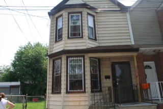 30 Duryea St, Newark, NJ 07103-2812