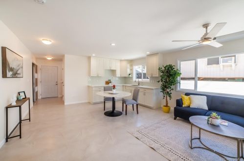 813 Lukepane Ave, Honolulu HI  96816-1014 exterior