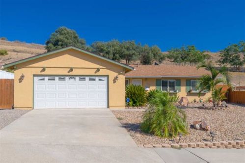 9643 Cecilwood Dr, Santee, CA 92071-1427