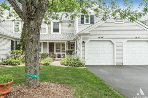 1604 Vermont Dr, Elk Grove Vlg, IL 60007-2708